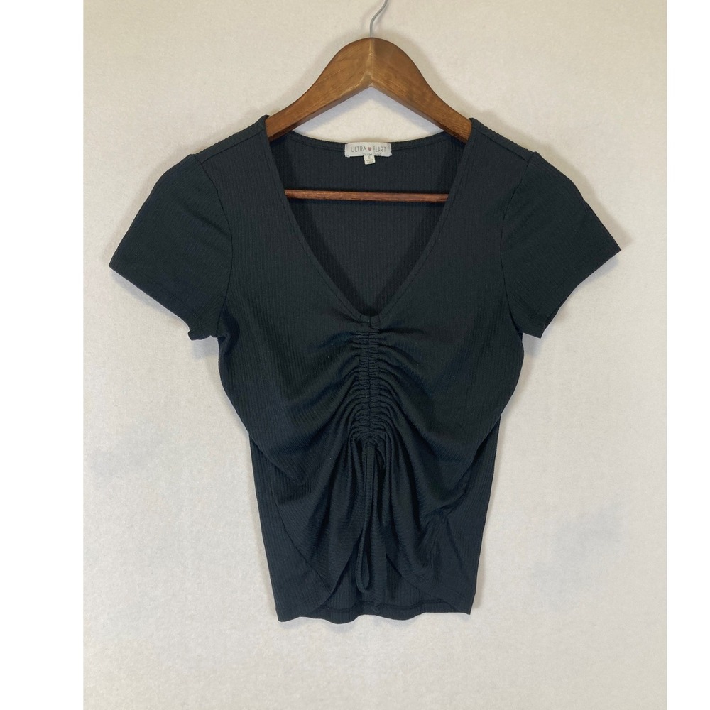 Grunge Ultra Flirt Womens Sm Black Ruched Front Ribbed V-Neck Short‎ Sleeve Top